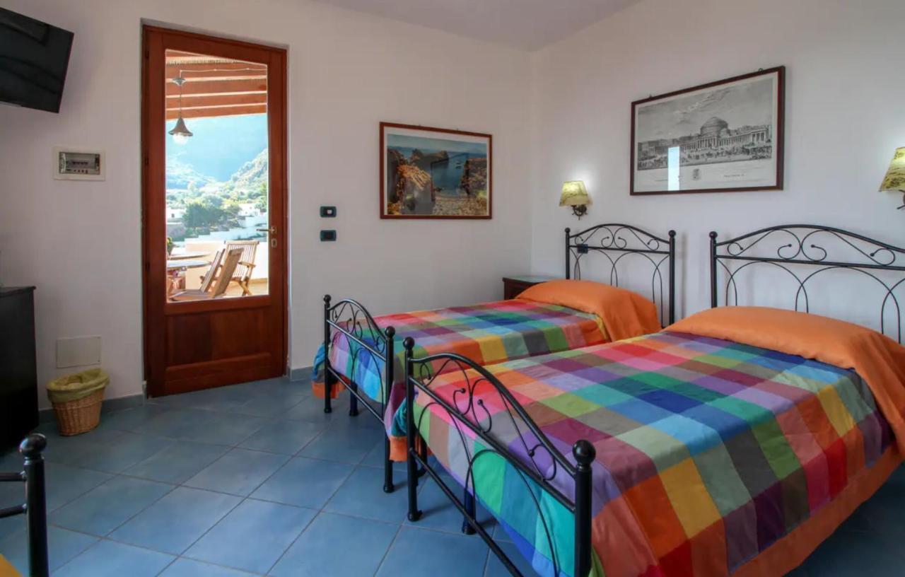 Casa Vacanza Artemis Lipari  Bagian luar foto