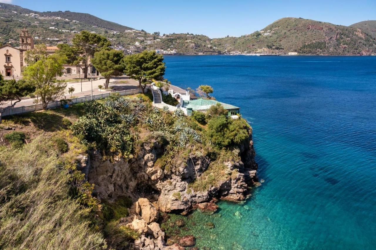 Casa Vacanza Artemis Lipari  Bagian luar foto