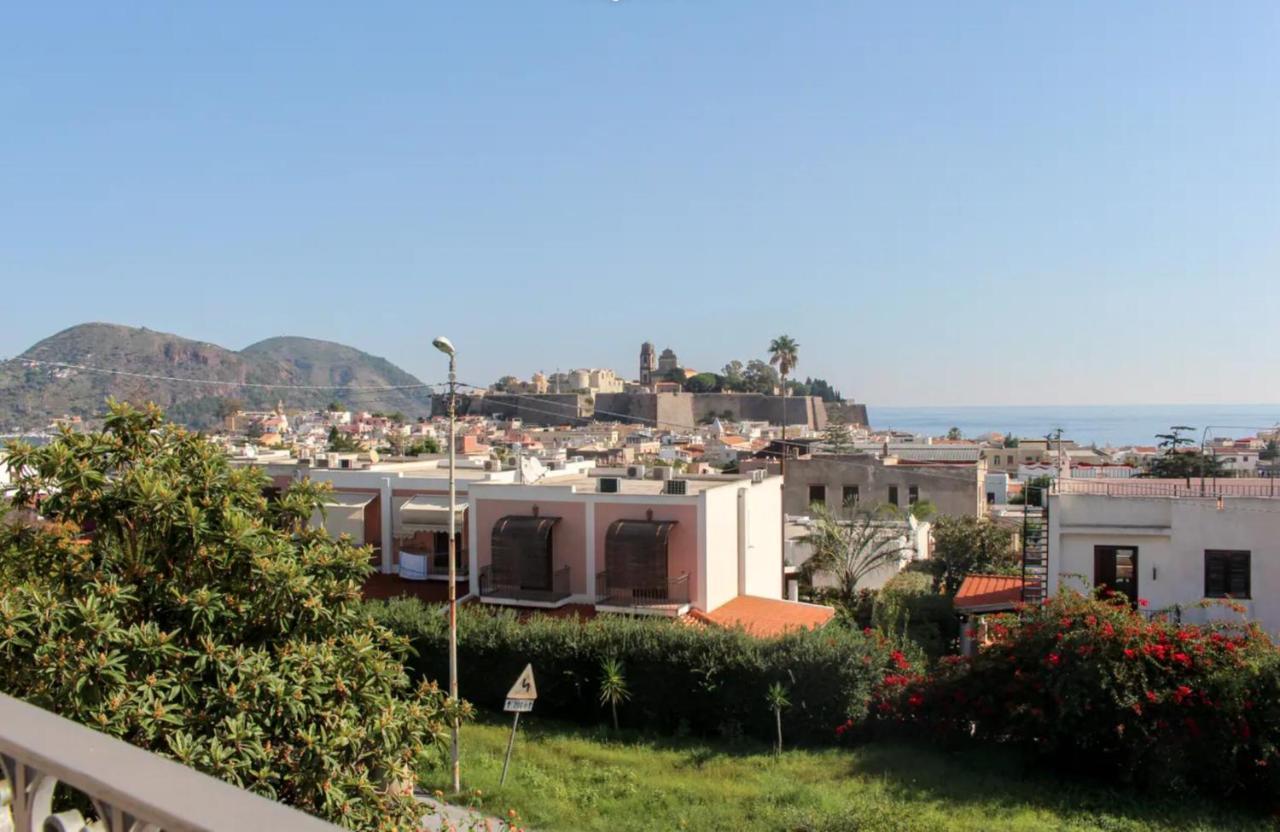 Casa Vacanza Artemis Lipari  Bagian luar foto